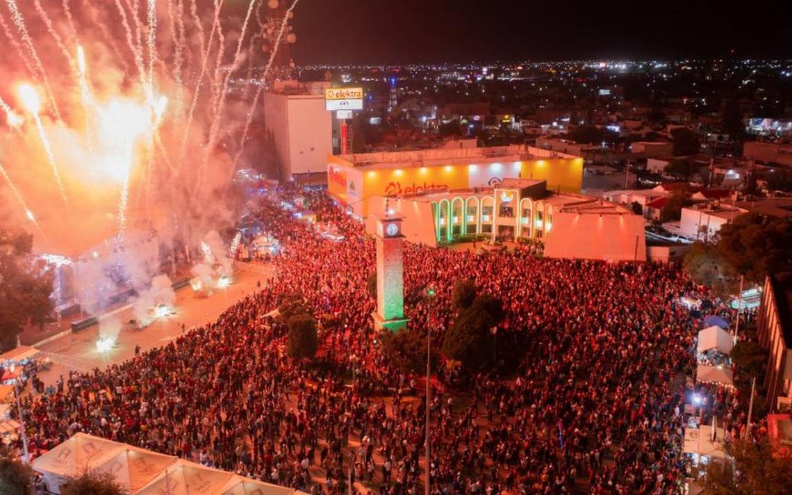 Asistieron miles a ceremonia del "Grito de Independencia en Delicias